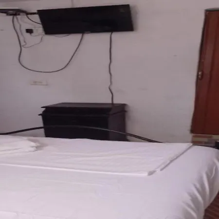#10-33 Guest house Cartagena