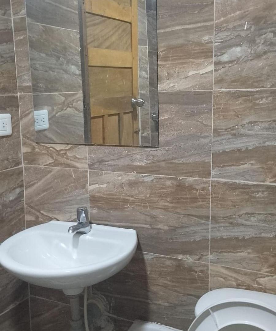 #10-33 Guest house